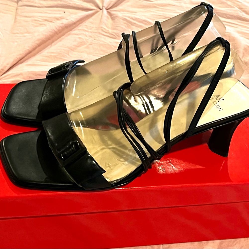 Anne Klein Black Square Toes Heels with Wrap Around Ankle Tie Size 9